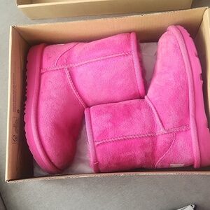 Toddler Girls Pink Ugg Classic